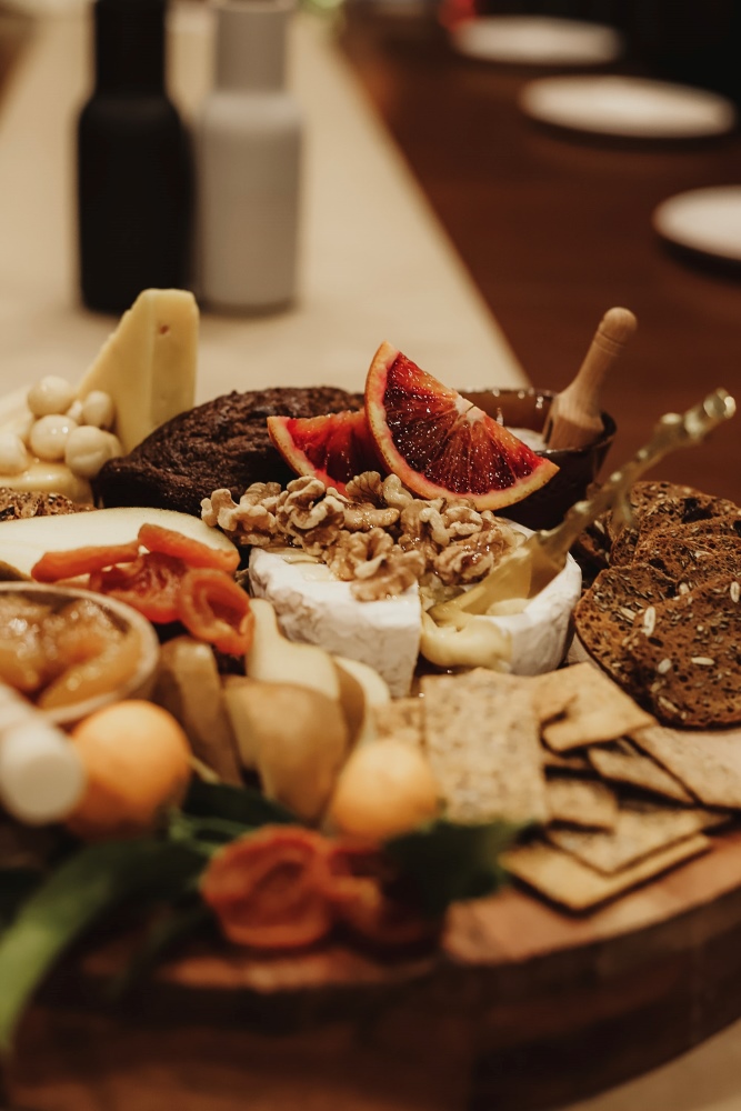 Classic Cheese & Fruit Platter Elgusto Global